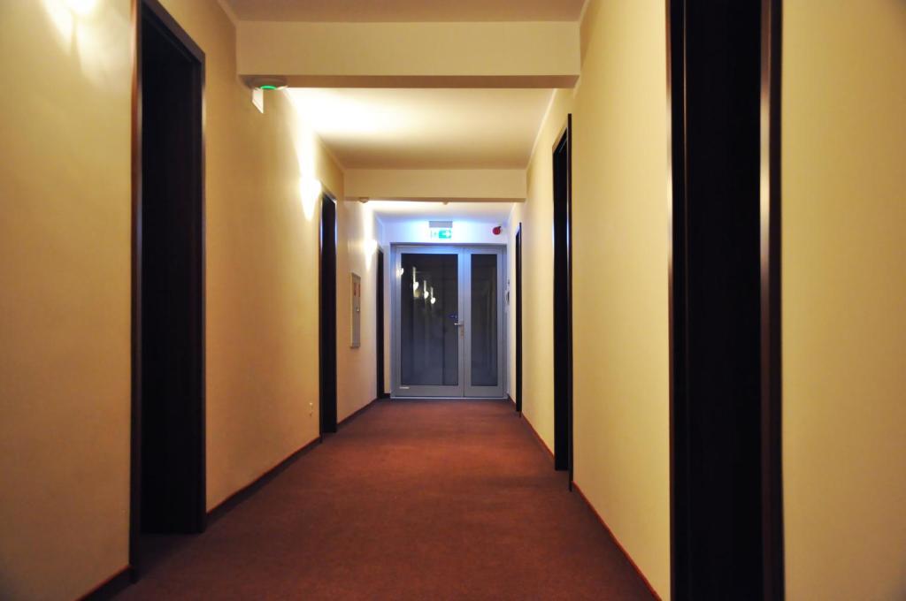 Hotel Pojezierze Szczecinek Exterior foto
