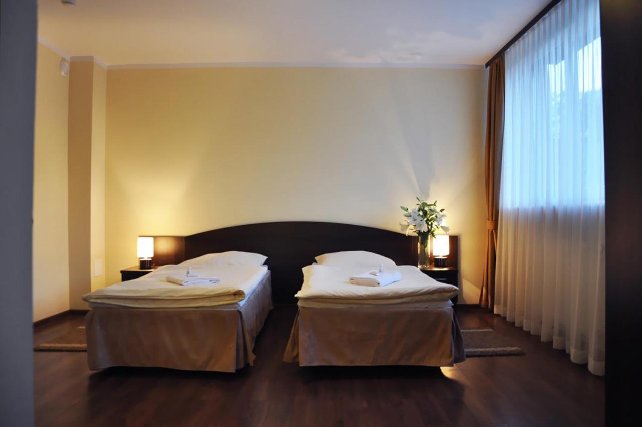Hotel Pojezierze Szczecinek Habitación foto