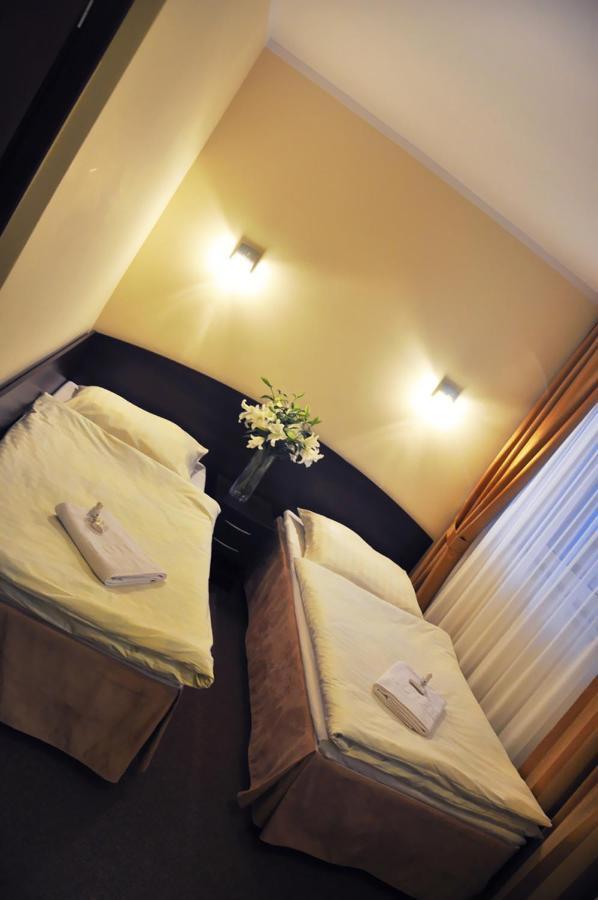 Hotel Pojezierze Szczecinek Habitación foto