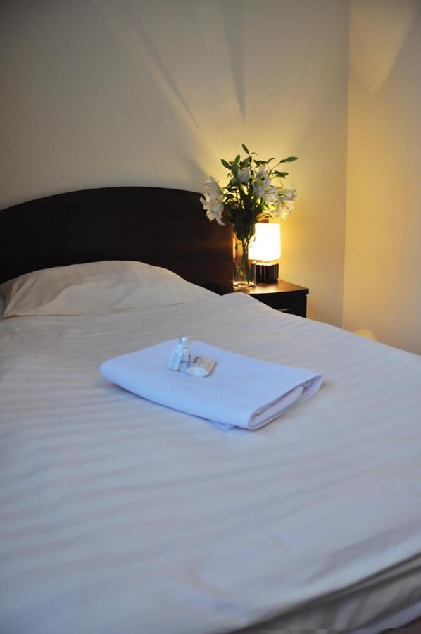 Hotel Pojezierze Szczecinek Habitación foto