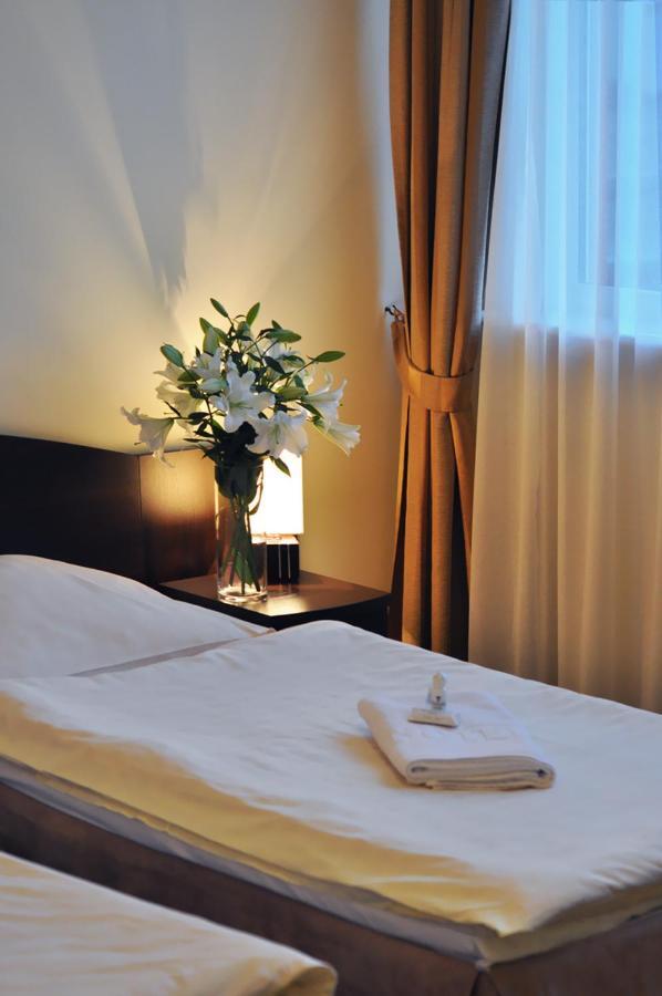 Hotel Pojezierze Szczecinek Habitación foto